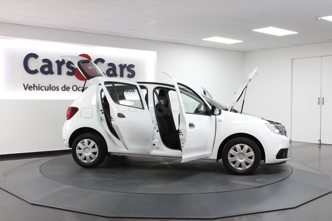 Foto 17 del anuncio Dacia Sandero 1.0 Essential 55kW - E 6940 KNX de segunda mano en Madrid