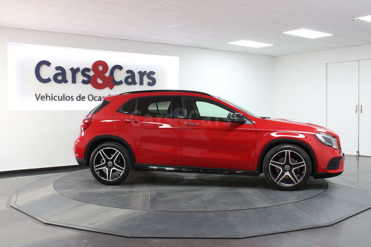 Foto 5 del anuncio Mercedes GLA 220d 7G-DCT - E 8936 KFH de segunda mano en Madrid