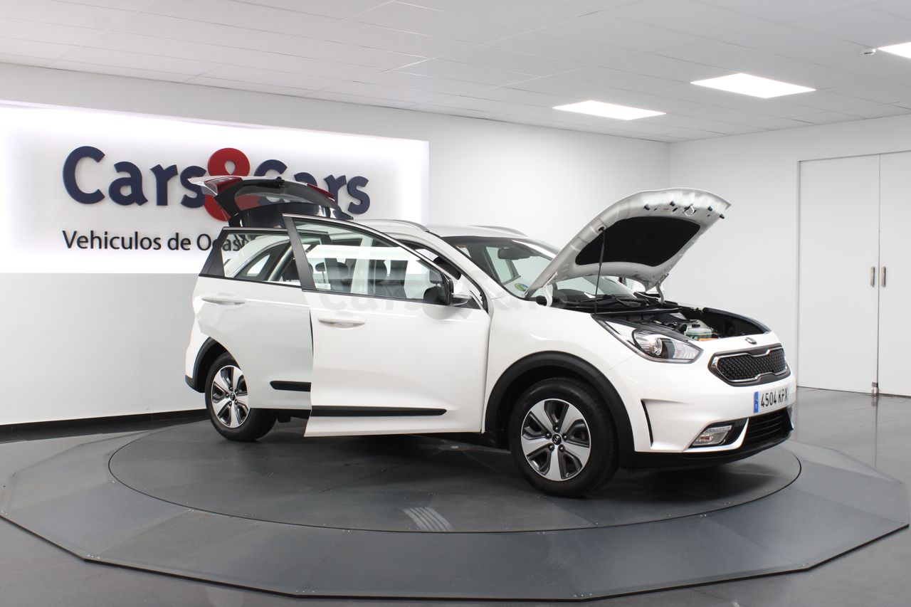 Foto 16 del anuncio Kia Niro 1.6 HEV Drive - E 4504 KPX de segunda mano en Madrid