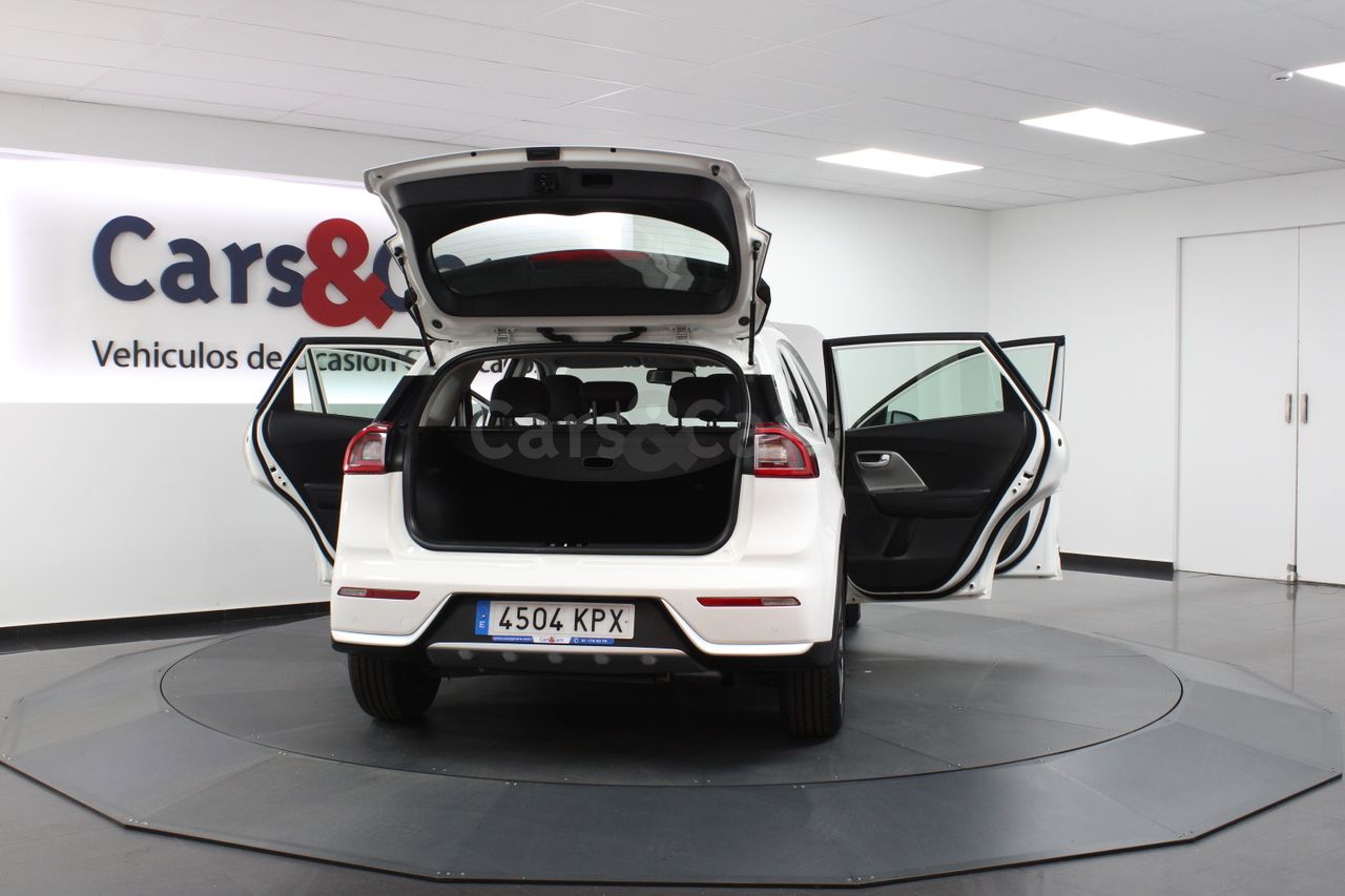 Foto 20 del anuncio Kia Niro 1.6 HEV Drive - E 4504 KPX de segunda mano en Madrid