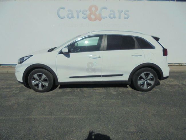 Foto principal Kia Niro 1.6 HEV Drive 