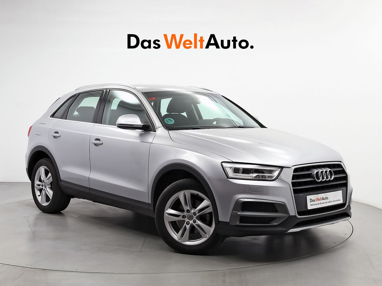 audi q3 2018 /