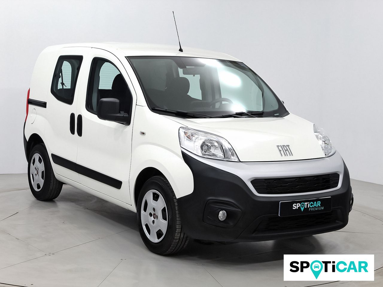 Foto fiat fiorino 2023 /