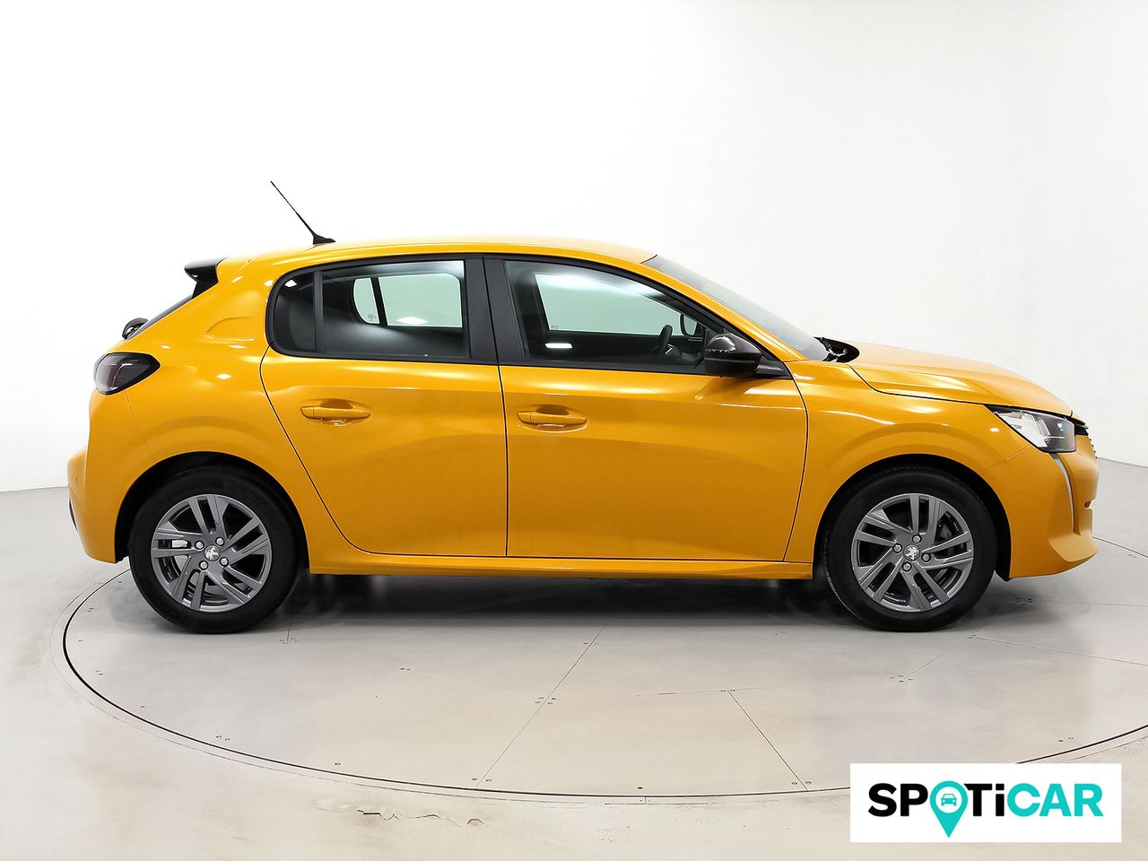 peugeot 208 2022 / foto grande (3)