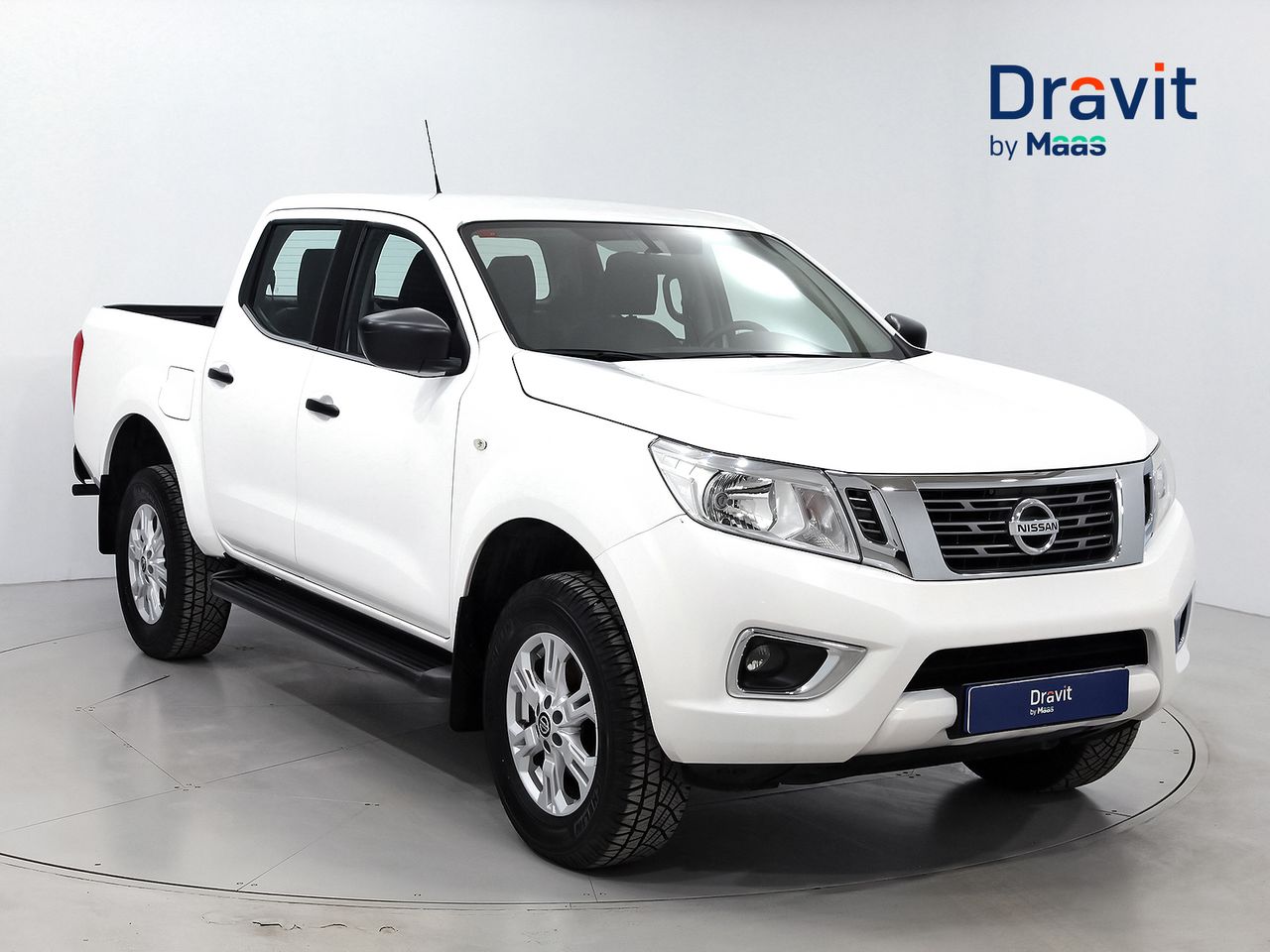 nissan navara 2021 /