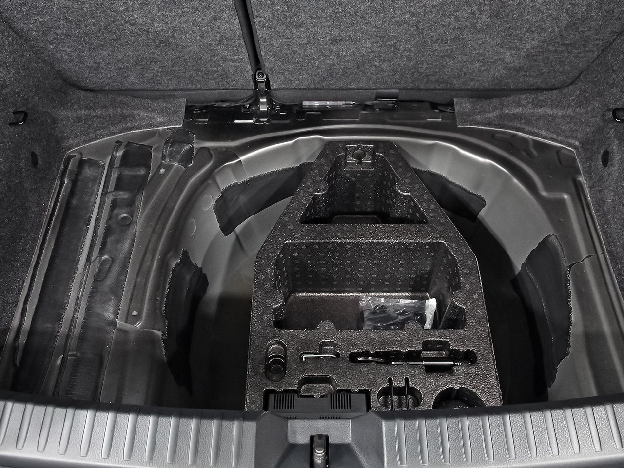 Seat Ibiza 1.0 TSI 85kW Special Edition Xcellence - foto 29