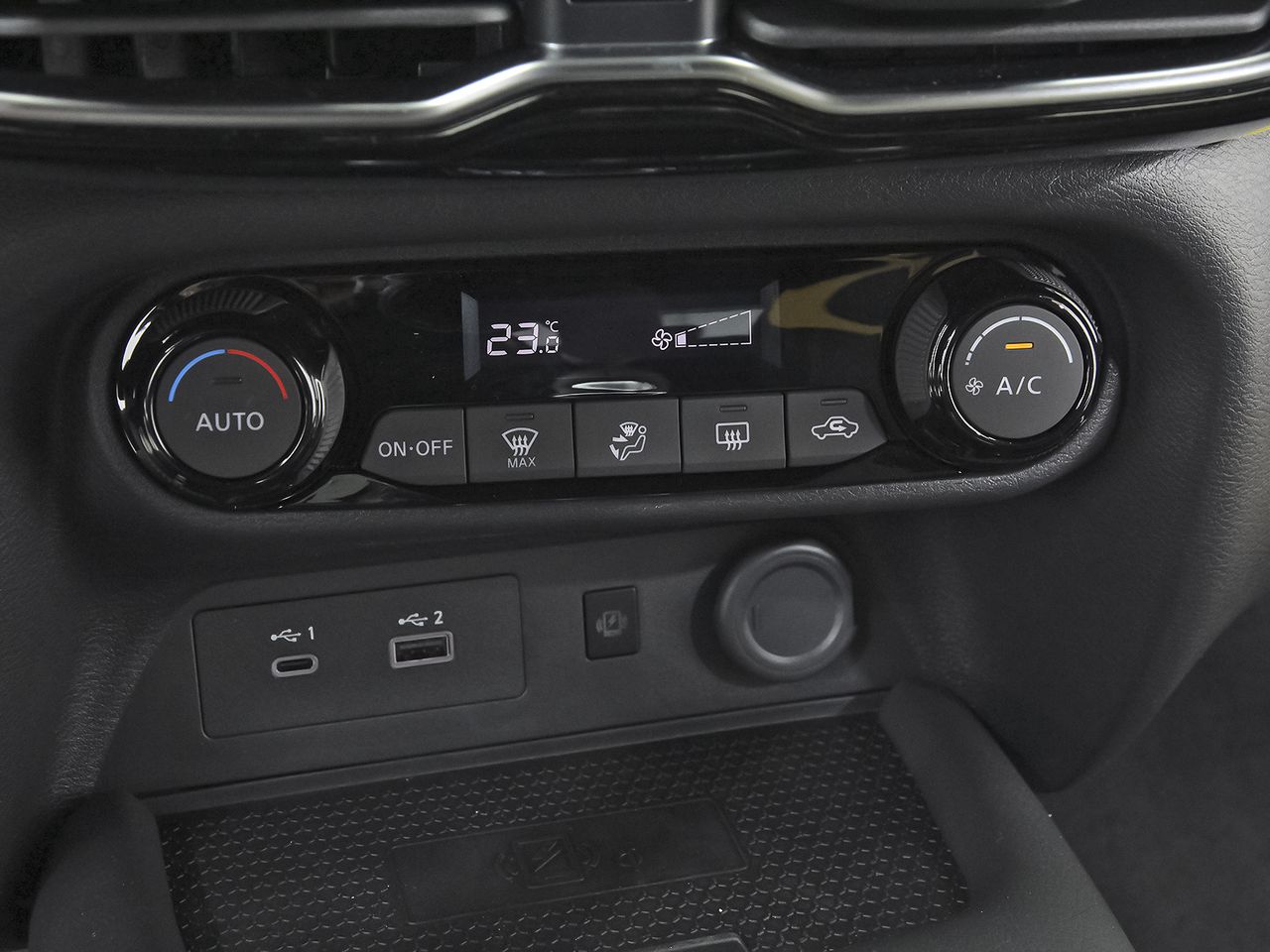 Nissan Juke DIG-T 84 kW (114 CV) Ikon Edition Kiiro - foto 29