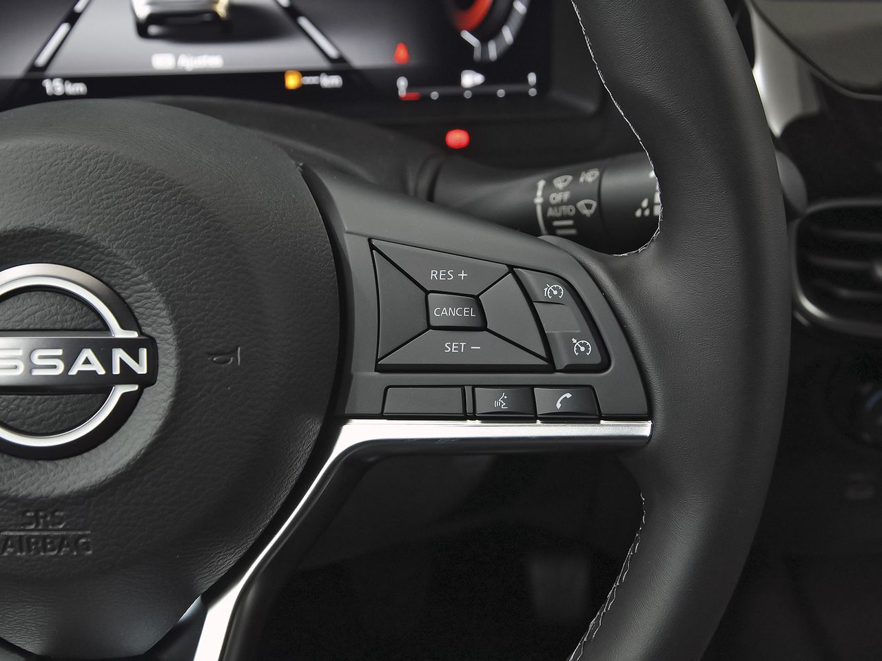 Nissan Juke DIG-T 84 kW (114 CV) Ikon Edition Kiiro - foto 17