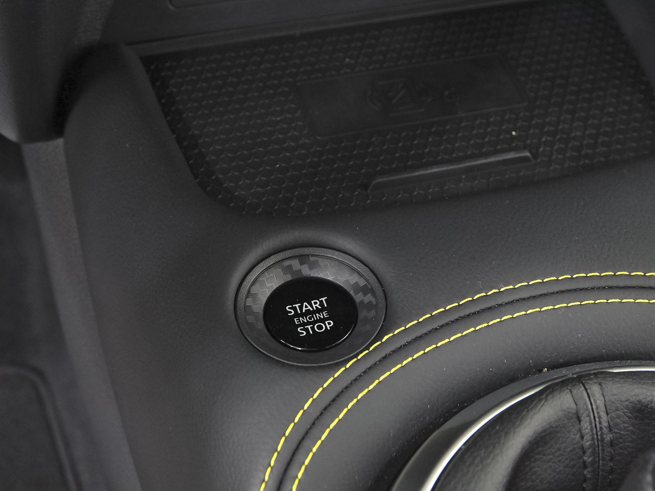 Nissan Juke DIG-T 84 kW (114 CV) Ikon Edition Kiiro - foto 30