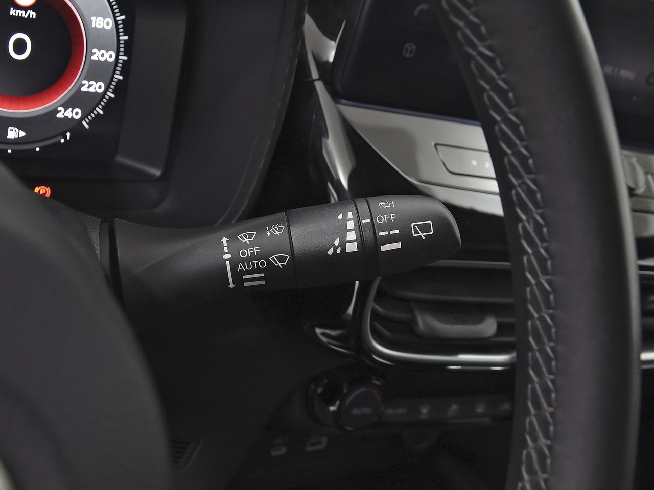 Nissan Juke DIG-T 84 kW (114 CV) 6M/T Tekna - foto 15