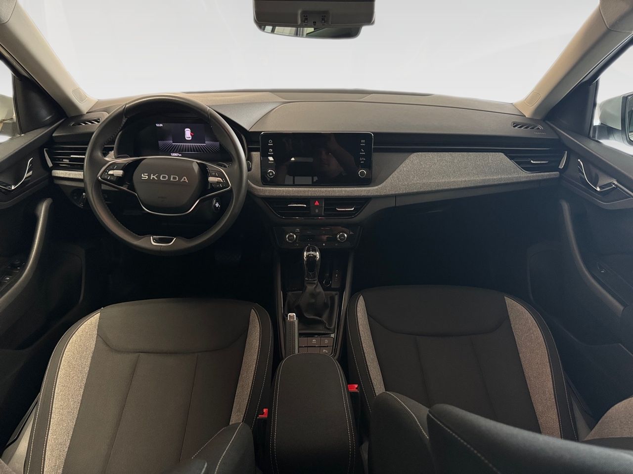 Skoda Kamiq 1.0 TSI 85kW (115CV) DSG SELECTION - foto 4