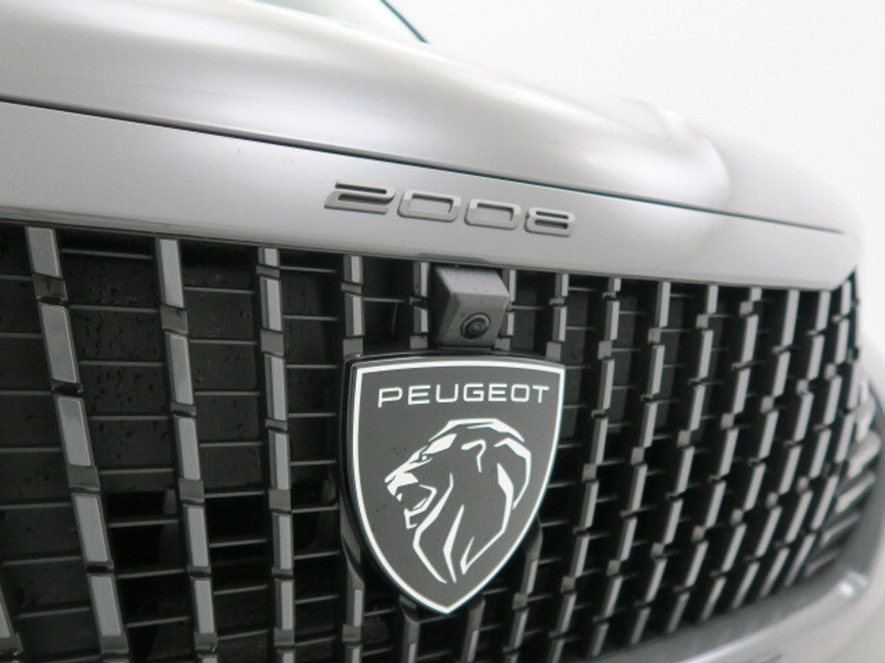 Peugeot 2008 Eléctrico GT 156 (115kW) - foto 17