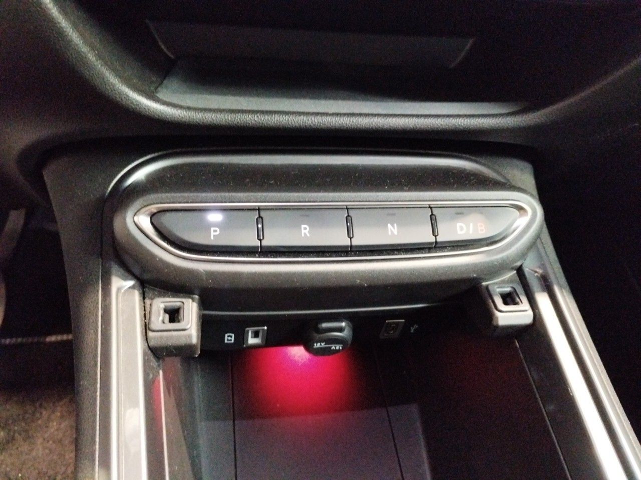 Fiat 600 600e RED 54kwh 115kw (156cv) - foto 9