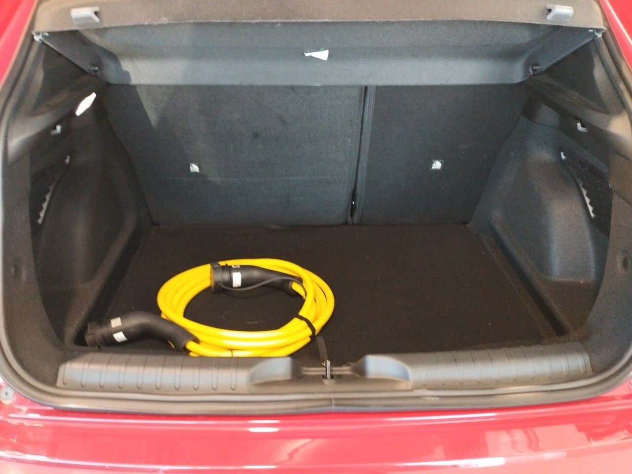 Fiat 600 600e RED 54kwh 115kw (156cv) - foto 14