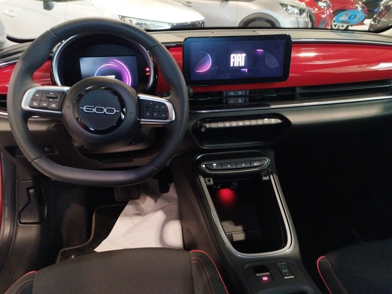 Fiat 600 600e RED 54kwh 115kw (156cv) - foto 5