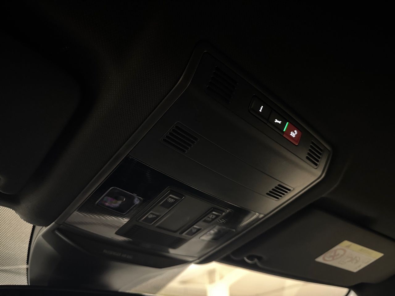 Volkswagen T-Roc R-Line 1.5 TSI 110kW (150CV) DSG - foto 18