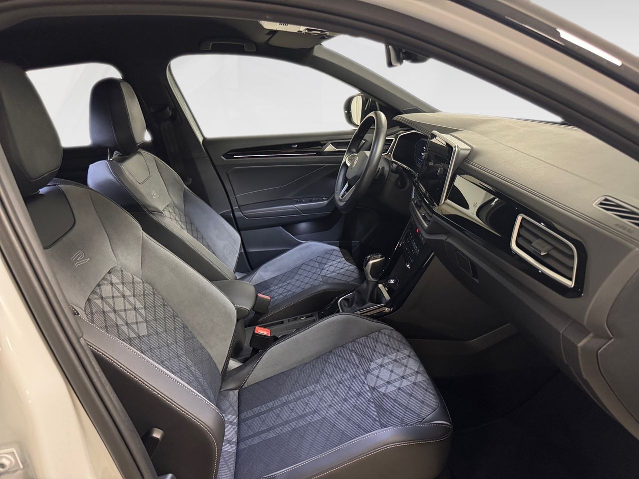 Volkswagen T-Roc R-Line 1.5 TSI 110kW (150CV) DSG - foto 5