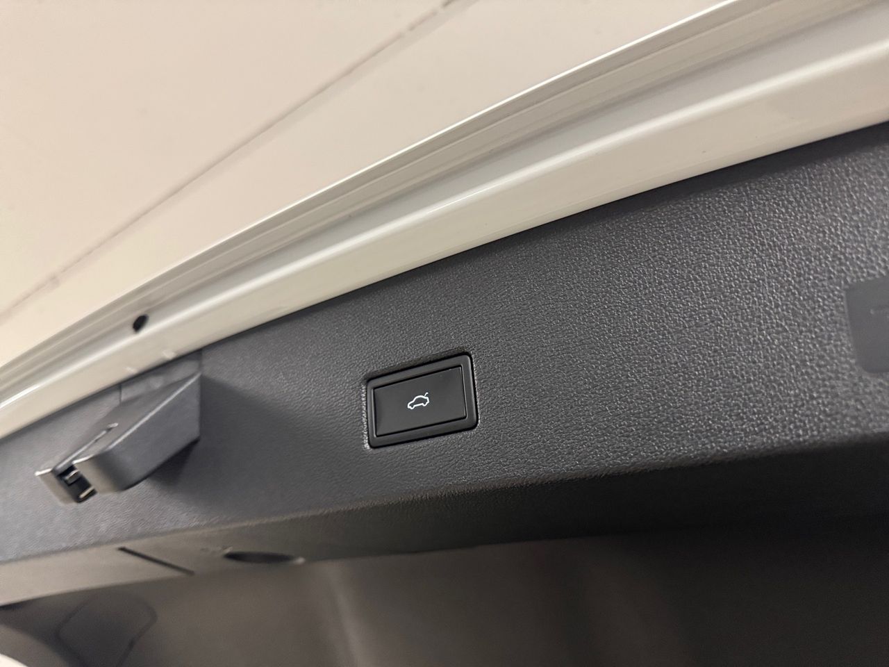 Volkswagen T-Roc R-Line 1.5 TSI 110kW (150CV) DSG - foto 19