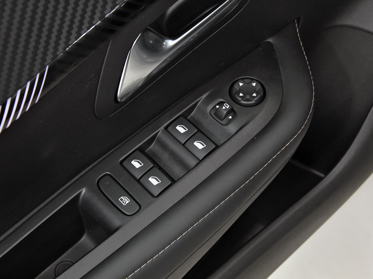 Peugeot 208 Allure HYBRID 100 eDCS6 - foto 12