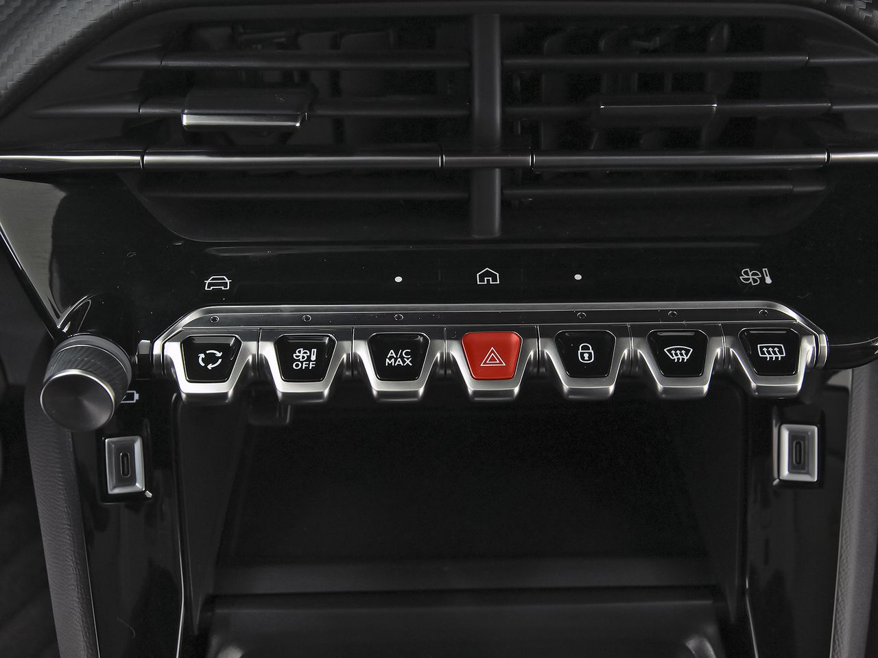 Peugeot 208 Allure HYBRID 100 eDCS6 - foto 31