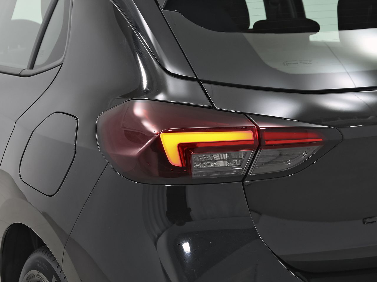 Opel Corsa 1.2T XHLHybrid 74kW GS eDCT - foto 34