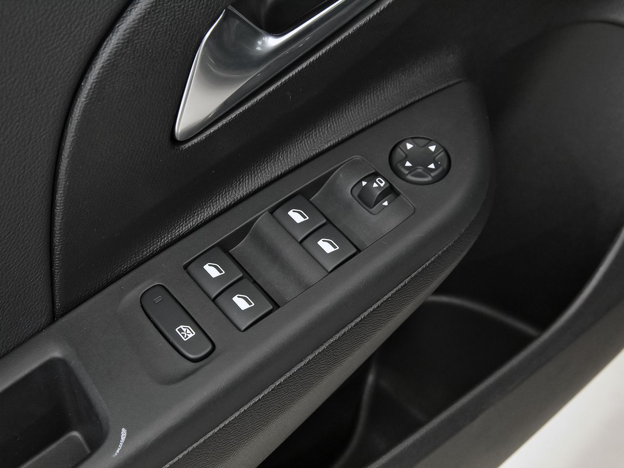 Opel Corsa 1.2T XHLHybrid 74kW GS eDCT - foto 12