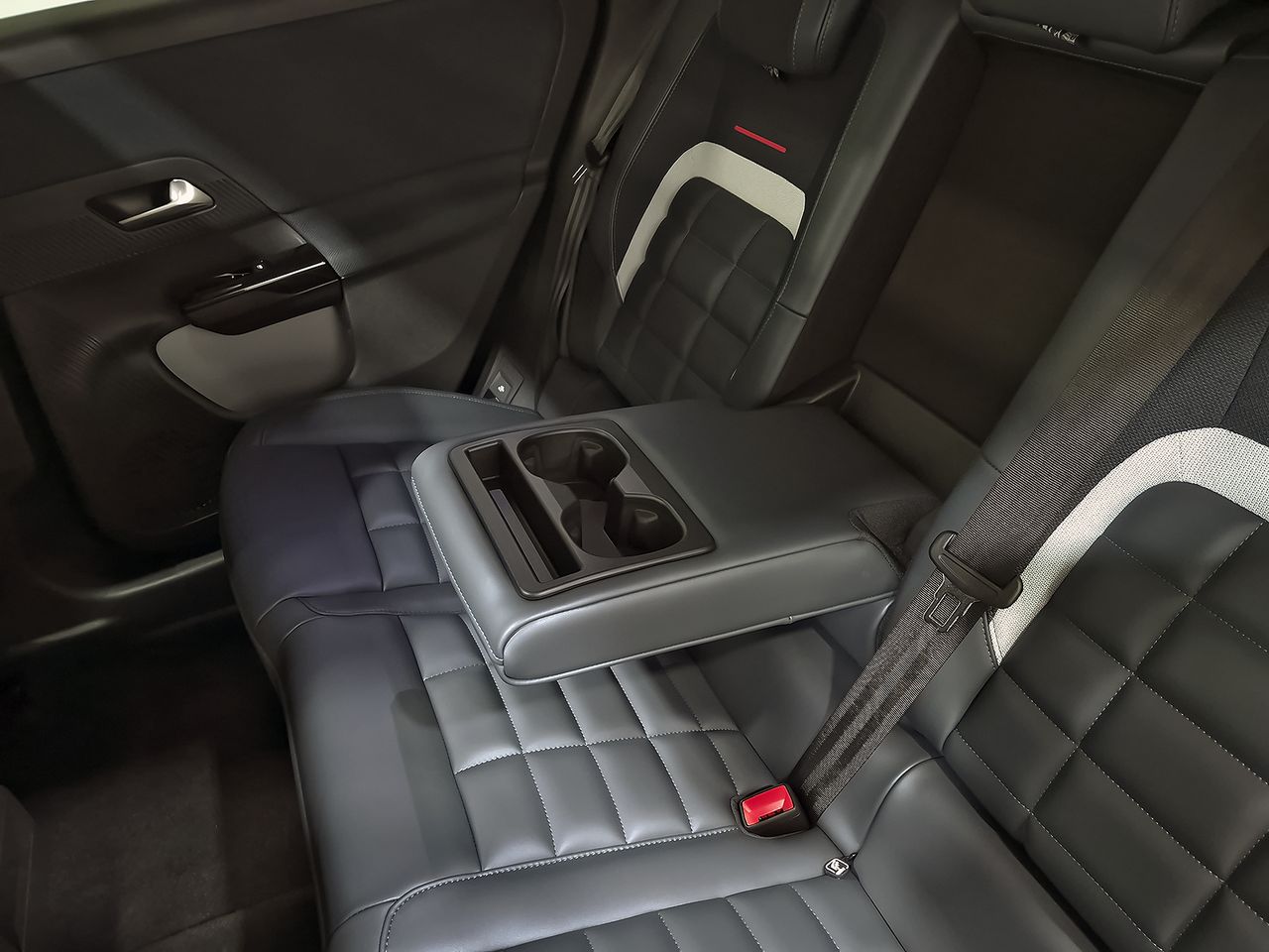 Citroën C5 Aircross HYBRID 107kW (145CV) e-DCS6 Max - foto 41