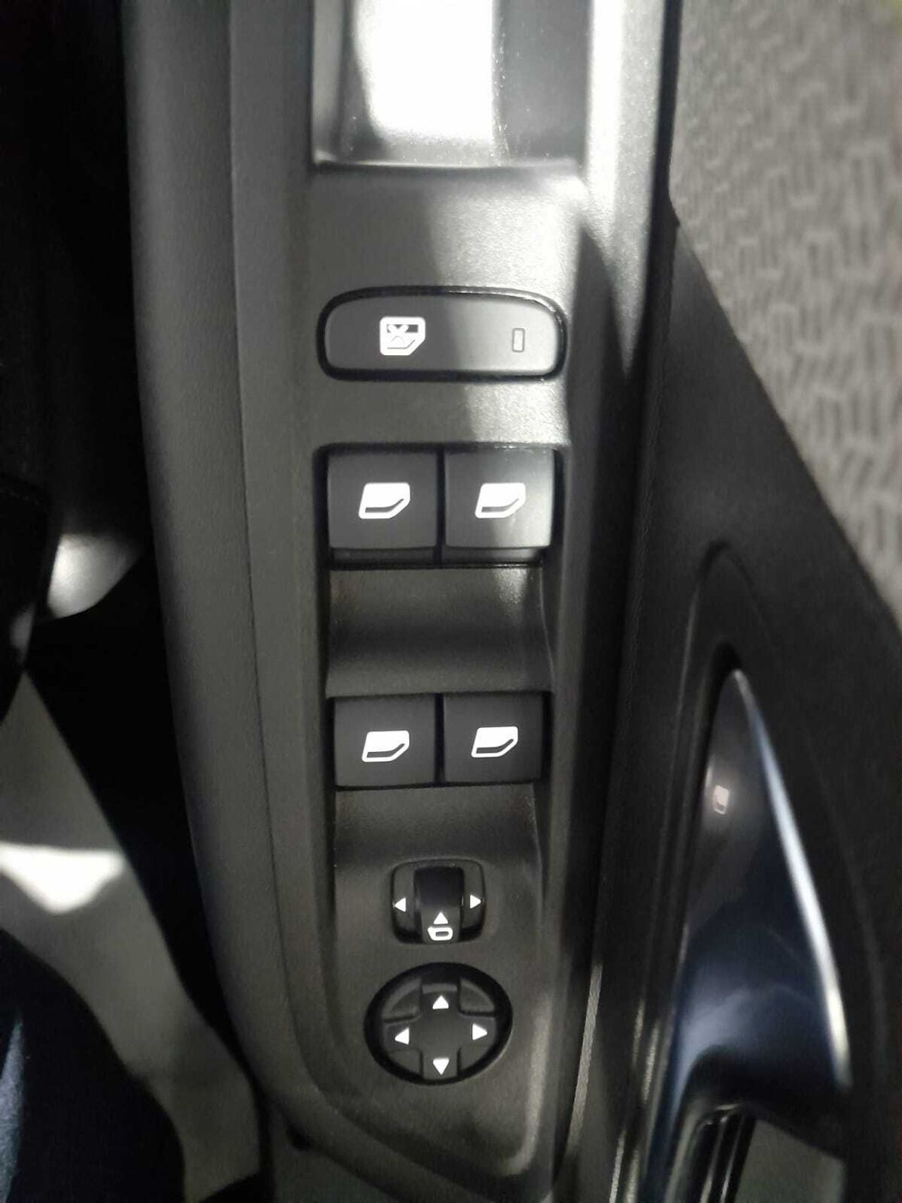 Citroën C4 PureTech 130 S&S EAT8 Plus - foto 18