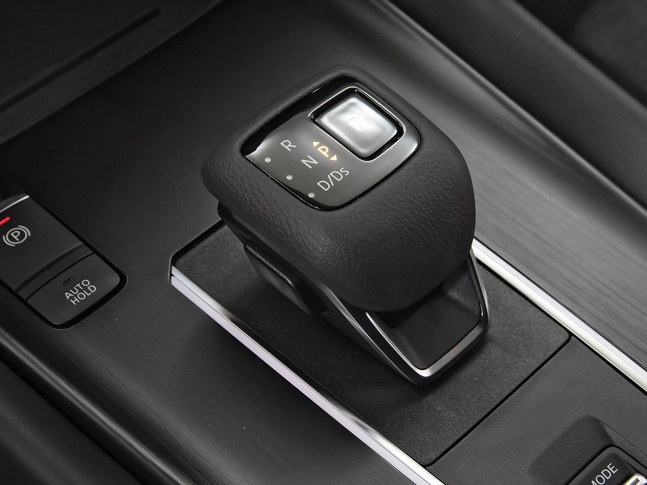 Nissan Qashqai DIG-T 116kW Xtronic N-Connecta - foto 32