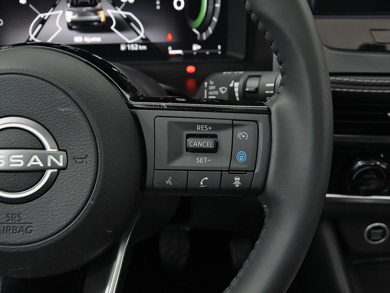 Nissan Qashqai DIG-T 103kW N-Connecta - foto 16