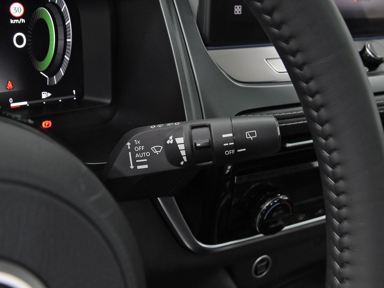 Nissan Qashqai DIG-T 103kW N-Connecta - foto 15