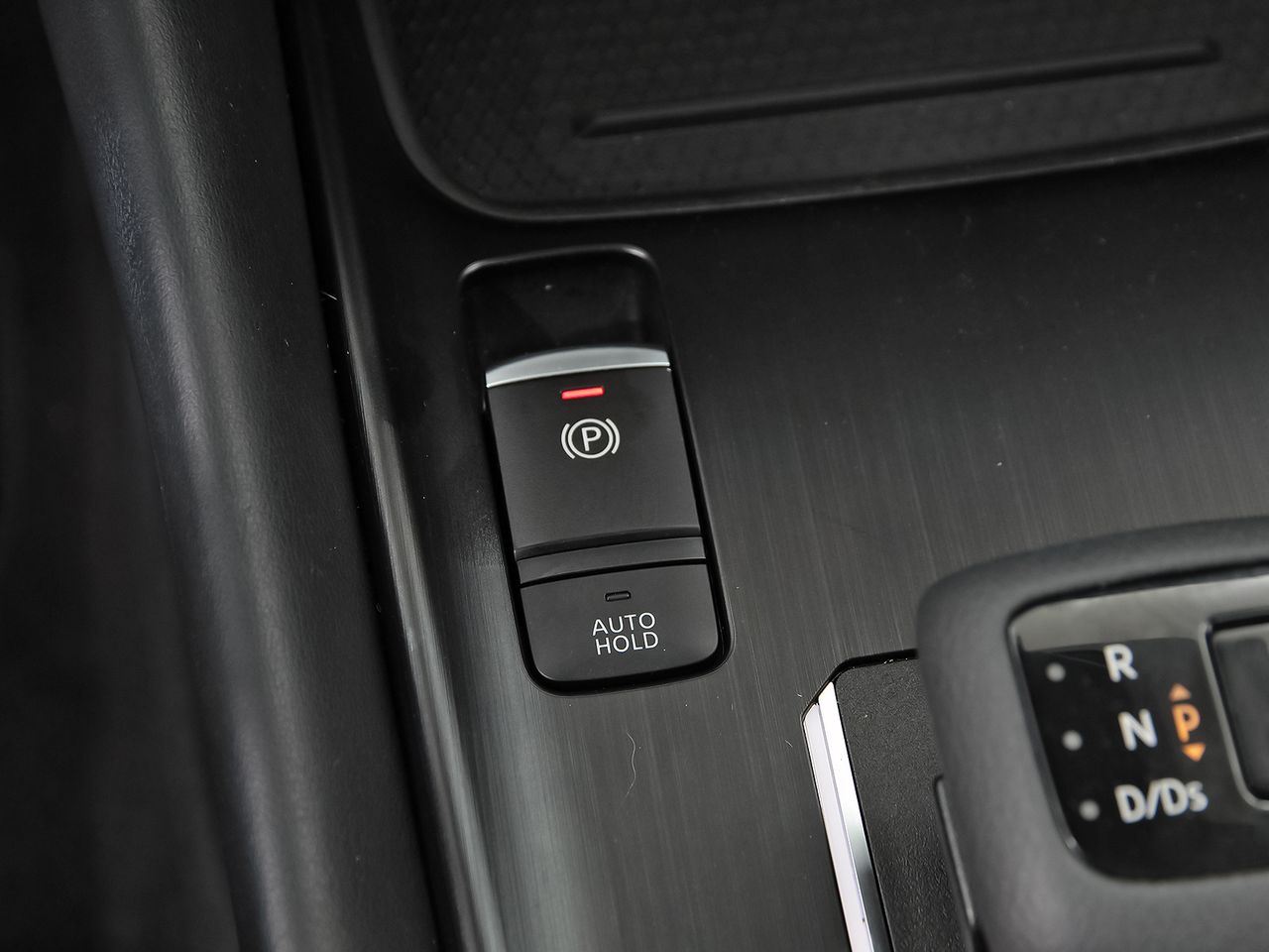 Nissan Qashqai DIG-T 116kW Xtronic N-Connecta - foto 31