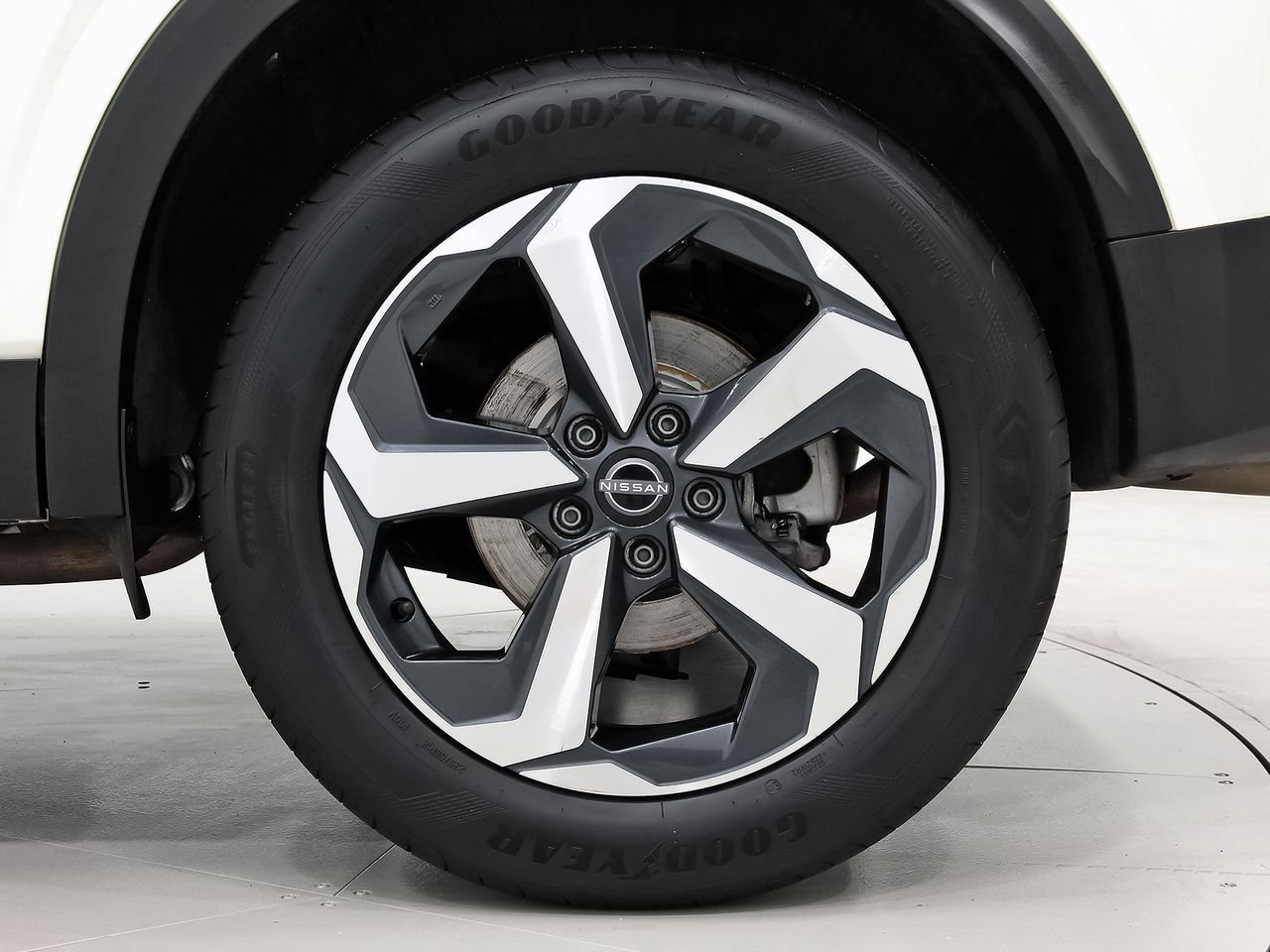 Nissan Qashqai DIG-T 116kW Xtronic N-Connecta - foto 10