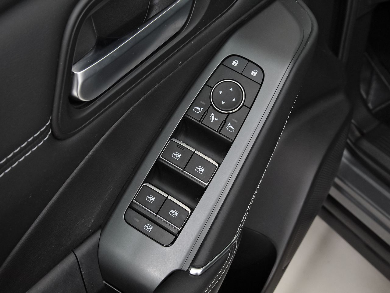 Nissan Qashqai DIG-T 103kW N-Connecta - foto 11