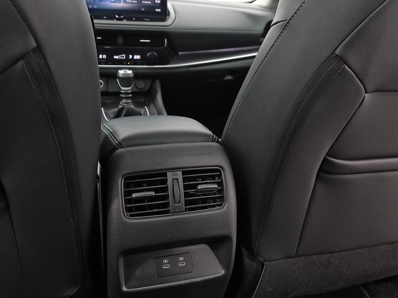 Nissan Qashqai DIG-T 103kW N-Connecta - foto 28