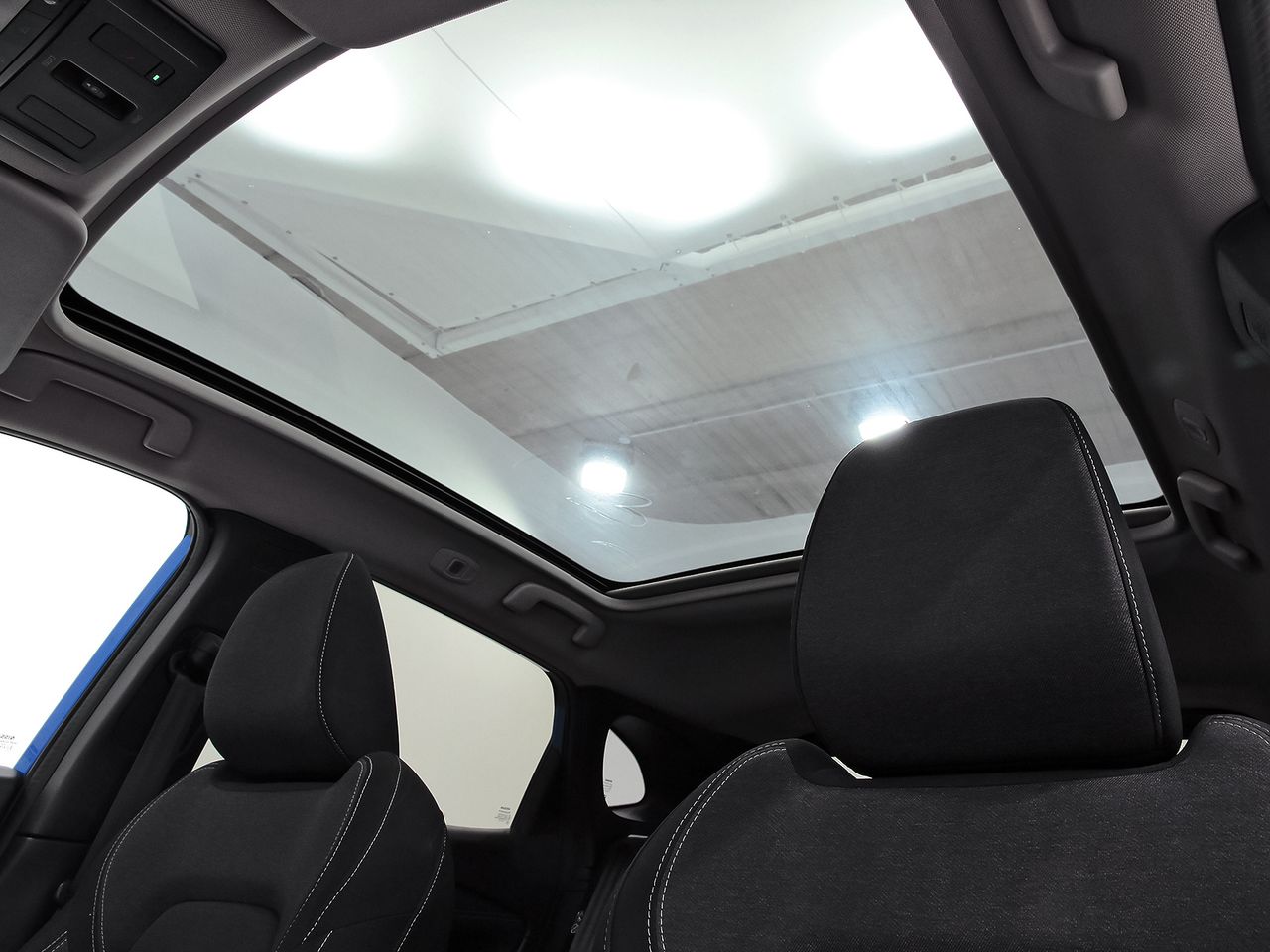 Nissan Qashqai DIG-T 103kW mHEV 4x2 Premiere Edition - foto 30