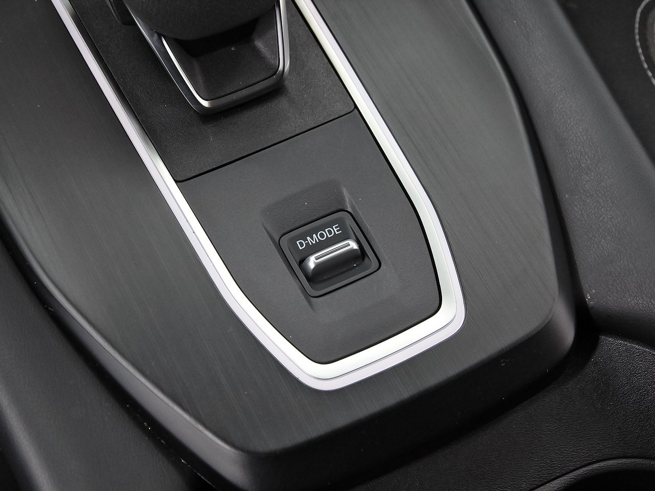 Nissan Qashqai DIG-T 116kW Xtronic N-Connecta - foto 32