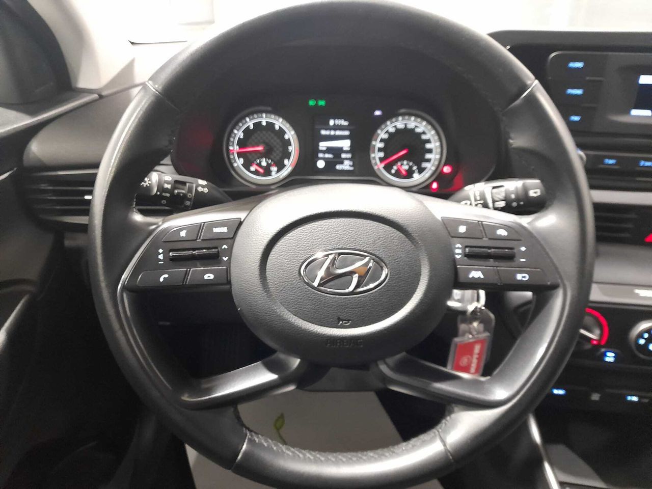 Hyundai Bayon 1.2 MPI Essence - foto 9