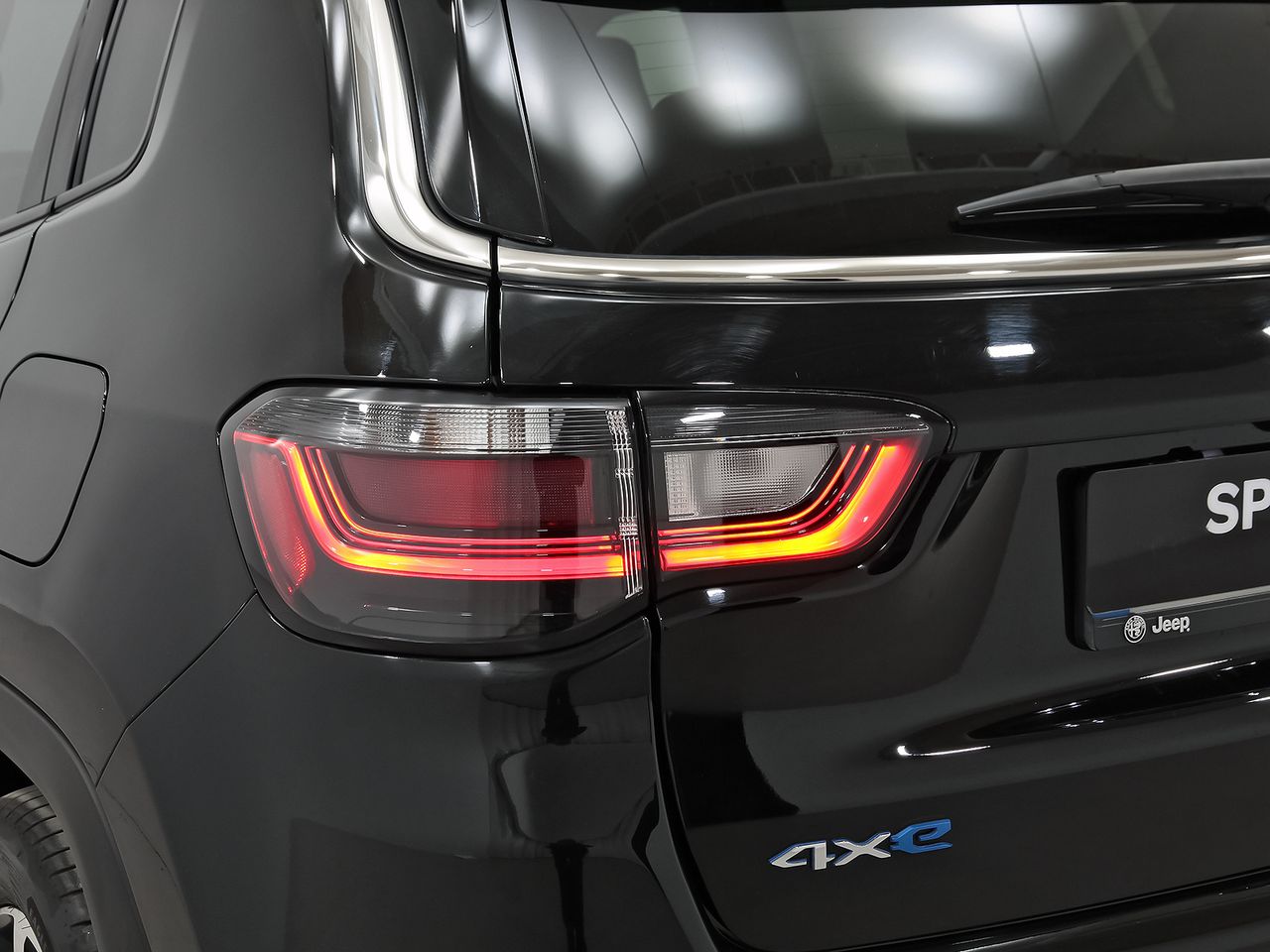 Jeep Compass 4Xe 1.3 PHEV 140kW(190CV) Limited AT AWD - foto 37