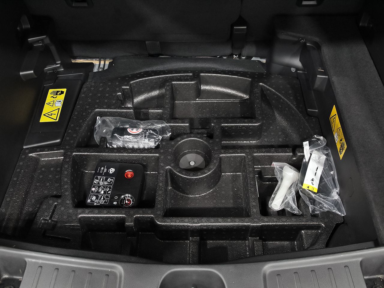 Jeep Compass 4Xe 1.3 PHEV 140kW(190CV) Limited AT AWD - foto 39