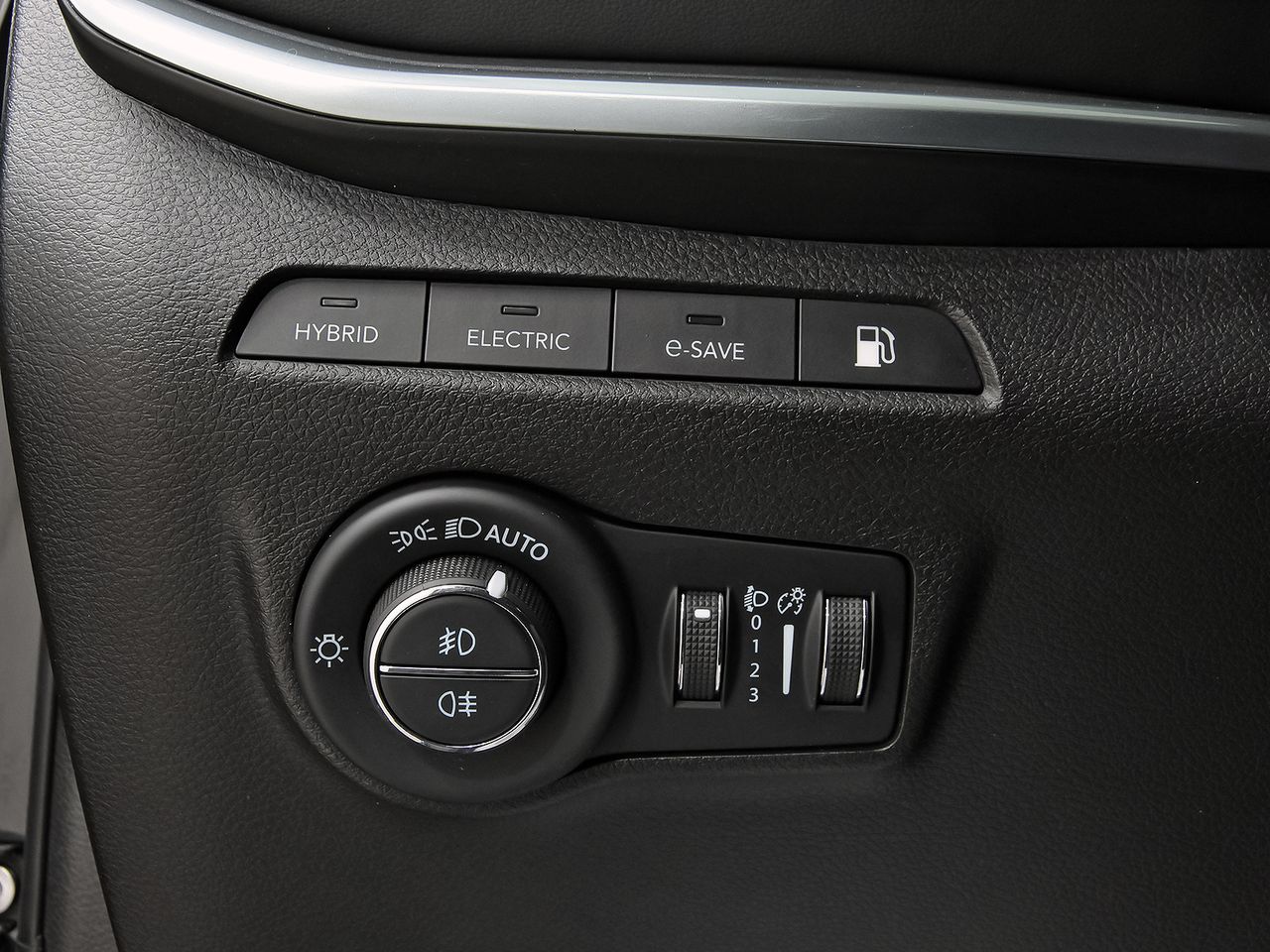 Jeep Compass 4Xe 1.3 PHEV 140kW(190CV) Limited AT AWD - foto 14