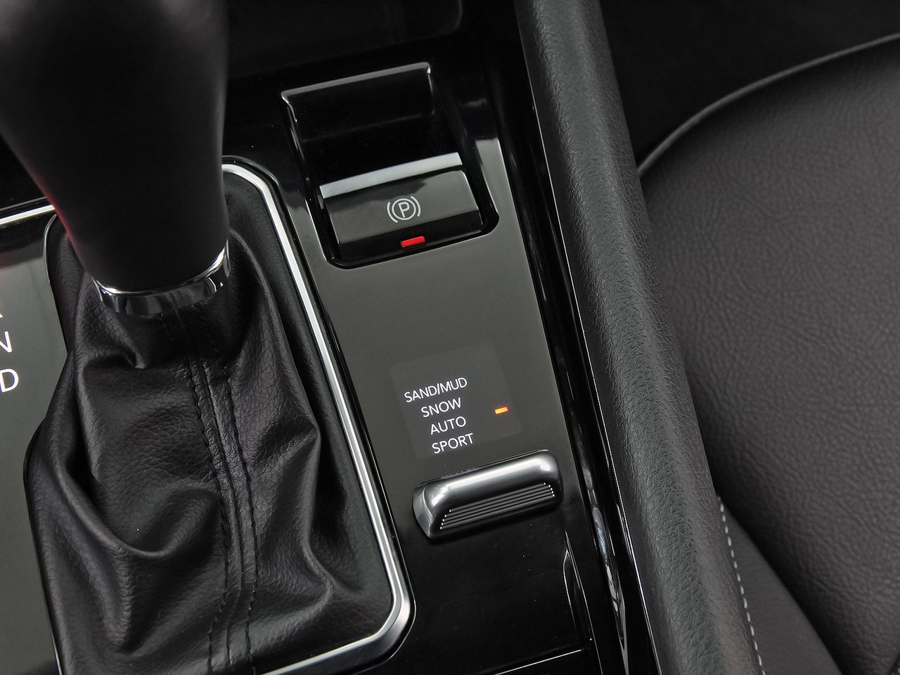 Jeep Compass 4Xe 1.3 PHEV 140kW(190CV) Limited AT AWD - foto 32