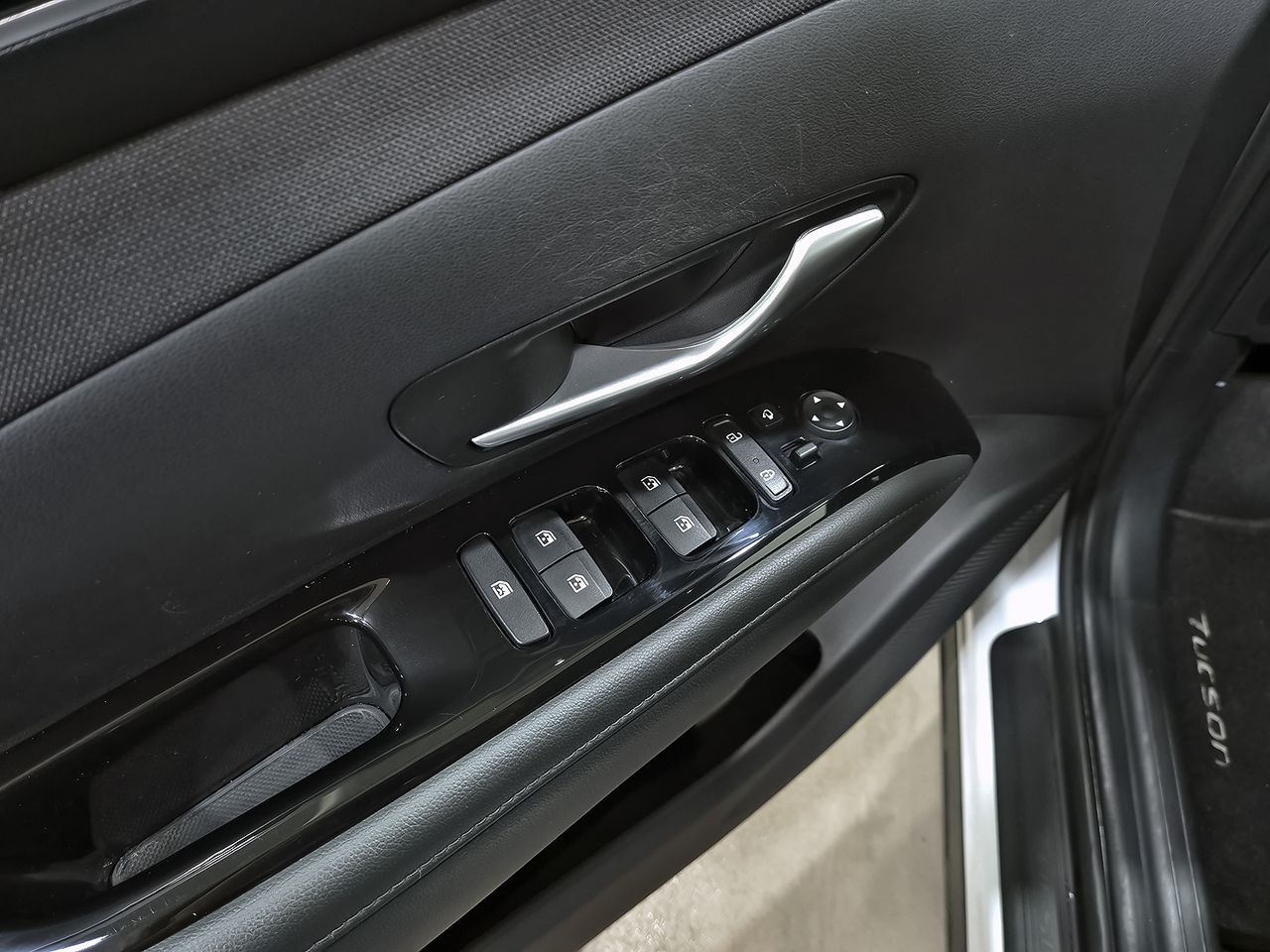 Hyundai Tucson 1.6 TGDI 169kW HEV Tecno Sky Auto - foto 11