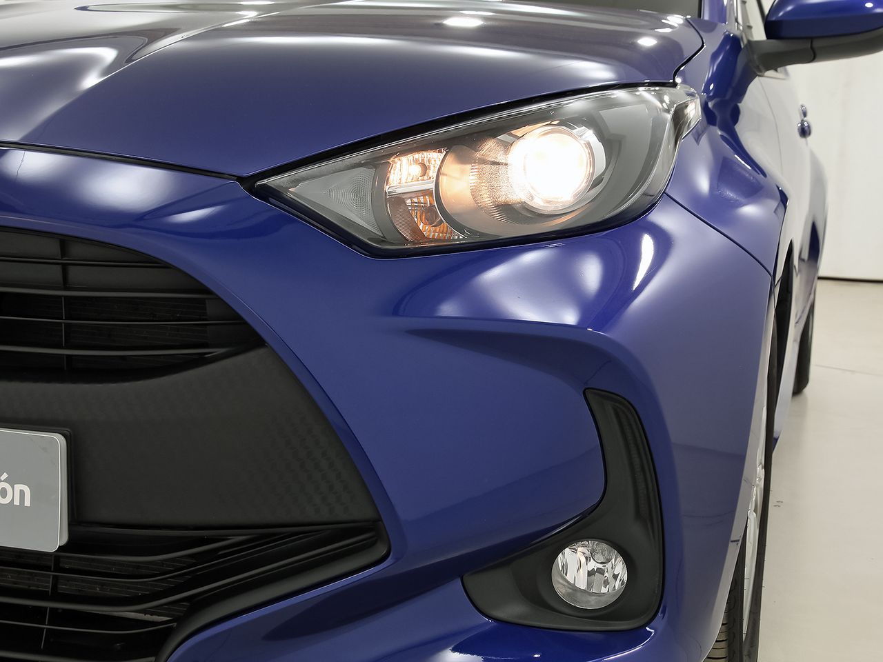 Toyota Yaris 1.5 120H Active Plus - foto 29