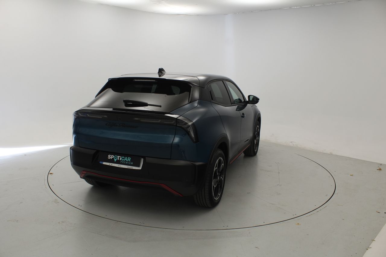 Alfa Romeo Junior Elettrica Speciale 115kW (156CV) - foto 3