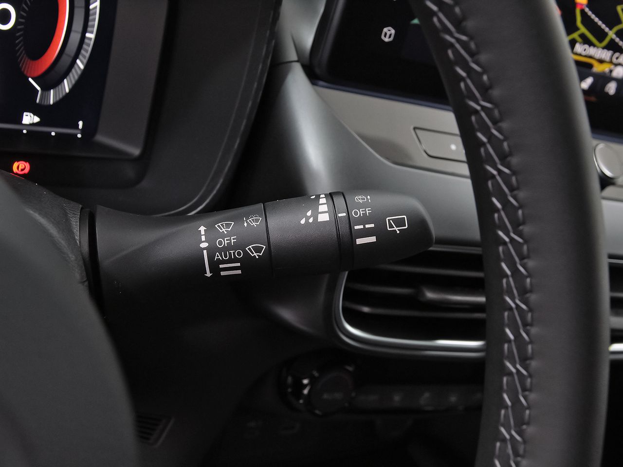 Nissan Juke 1.6 Hybrid 105kW (145CV) N-Connecta - foto 16