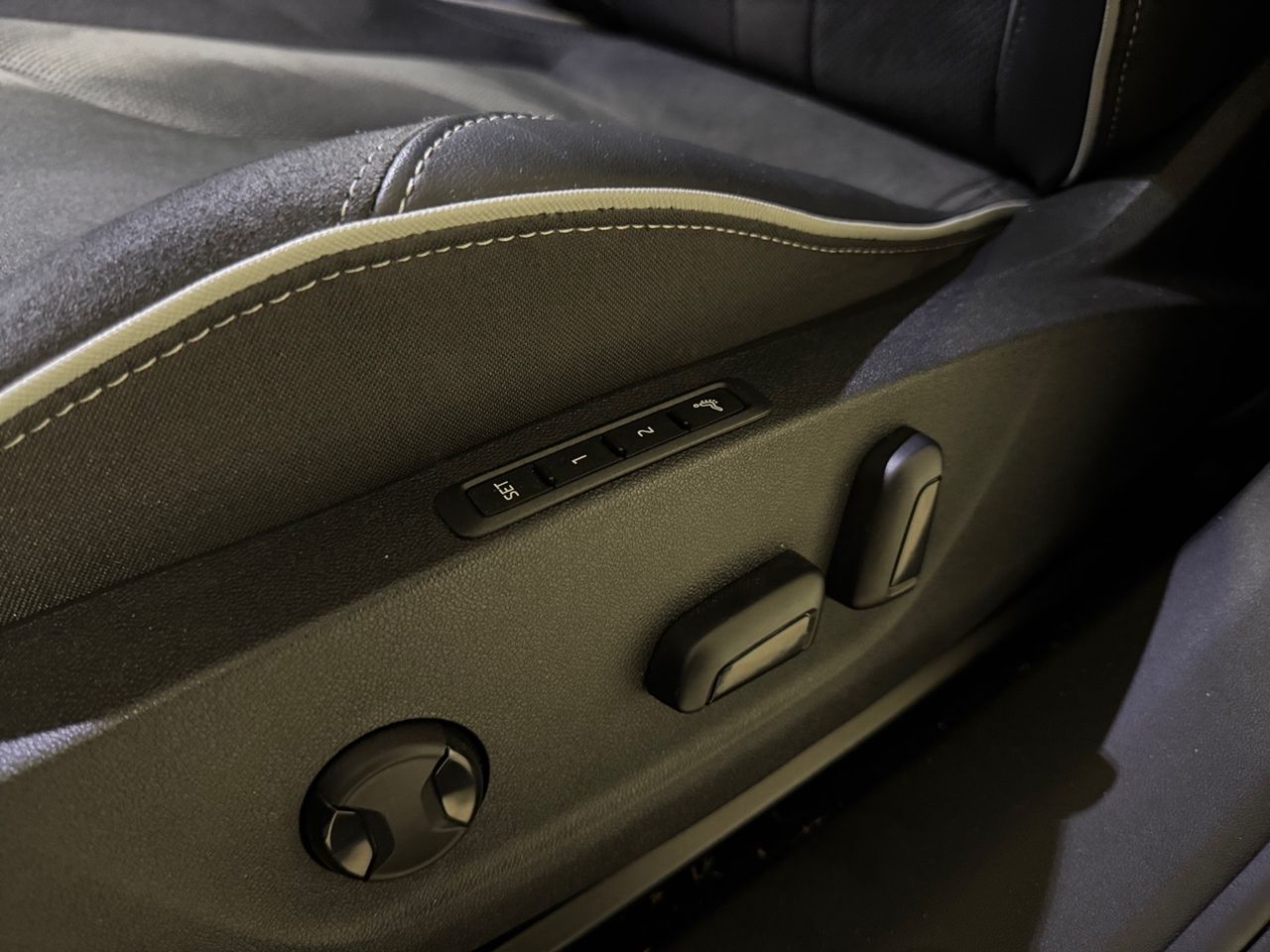 Skoda Elroq 210 kW (CV) 82 kWh (77 kwh neta) Sportli - foto 19