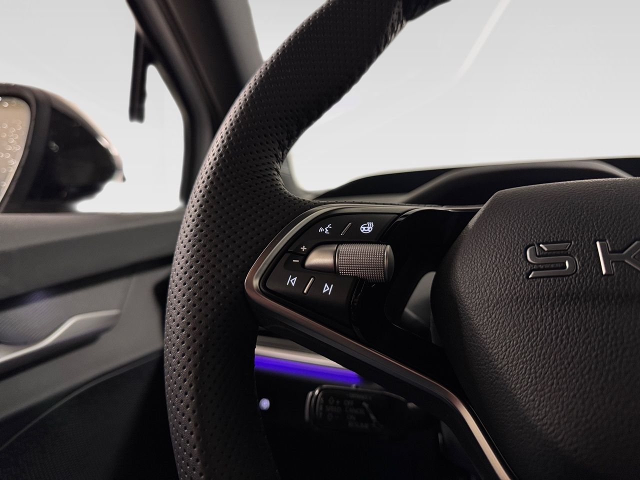 Skoda Elroq 210 kW (CV) 82 kWh (77 kwh neta) Sportli - foto 9