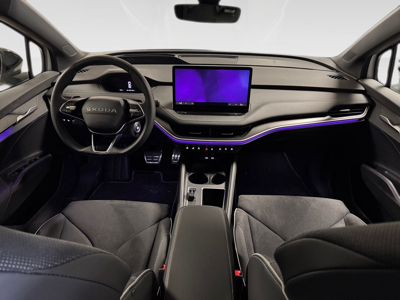 Skoda Elroq 210 kW (CV) 82 kWh (77 kwh neta) Sportli - foto 4