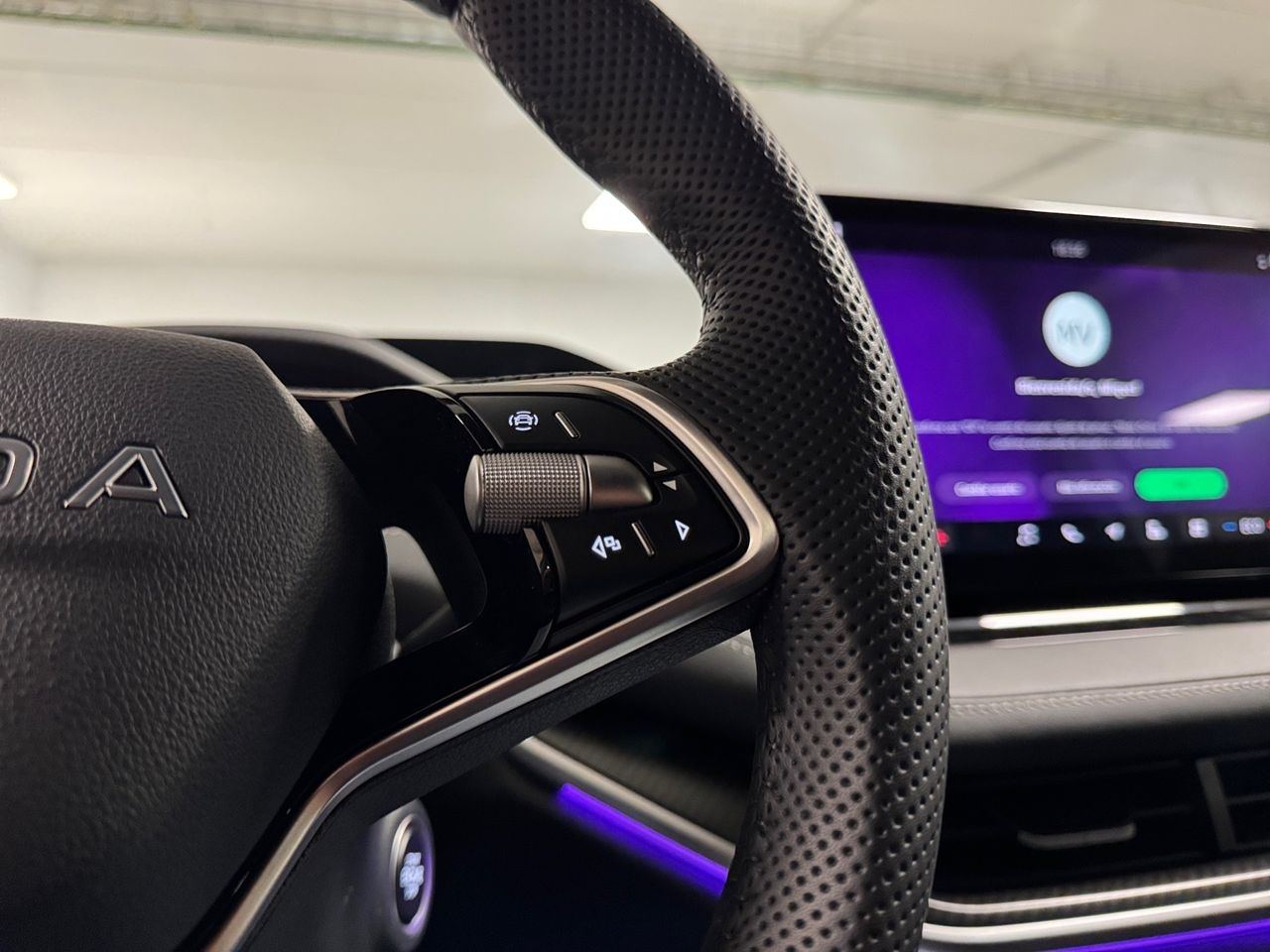 Skoda Elroq 210 kW (CV) 82 kWh (77 kwh neta) Sportli - foto 10